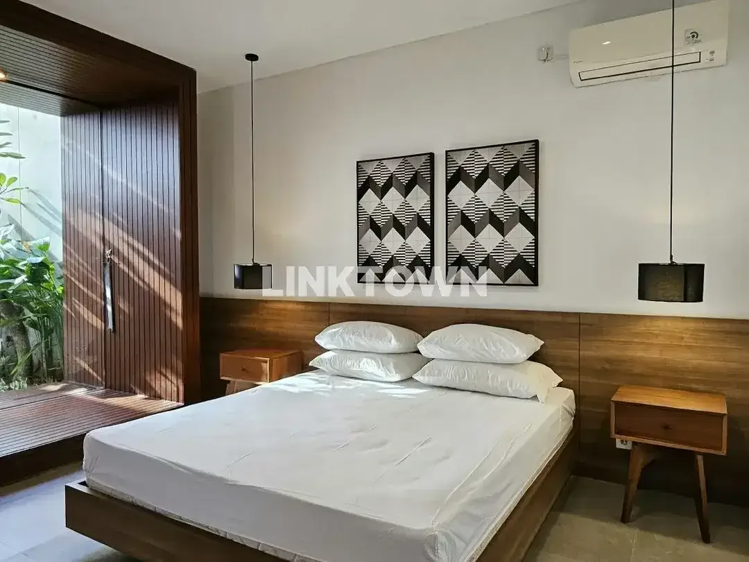 READY FOR SALE & FOR RENT MEZZANINE VILLA IN CANGGU - Image 5 of 10