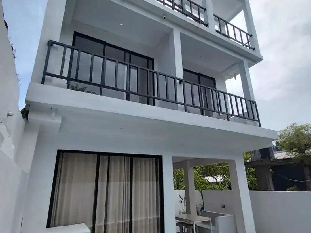 Brand New villa in Nusa Dua, located in a cozy area and strategically located - Image 1 of 10