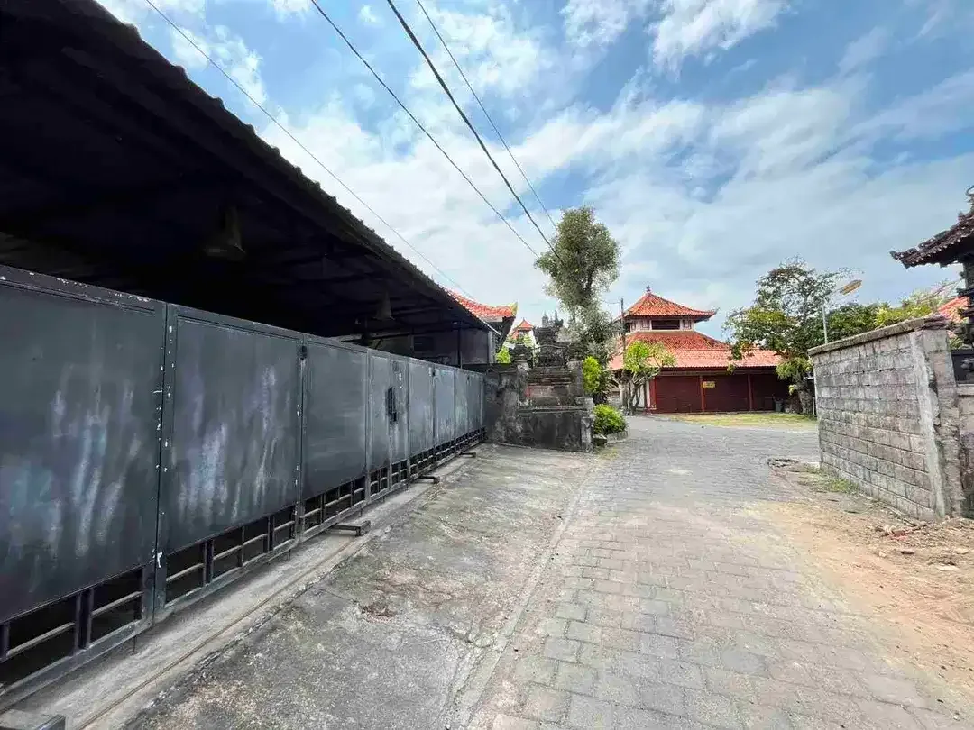 Jual Tanah 3are/300m² ada Bangunan Lokasi Sanur Kaja Zona Kuning area Komersil yg cocok untuk investasi - Image 5 of 5