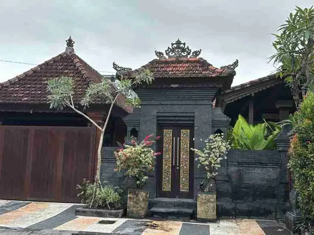 rumah luas 5 menit ke icon mall area sanur kauh - Image 3 of 8