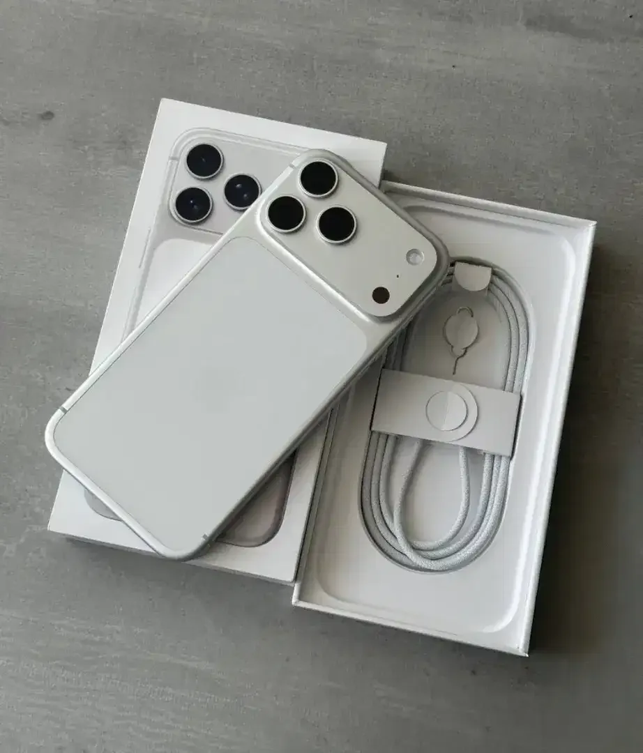 Cicilan hp iPhone 17 pro by home credit - Image 2 of 3