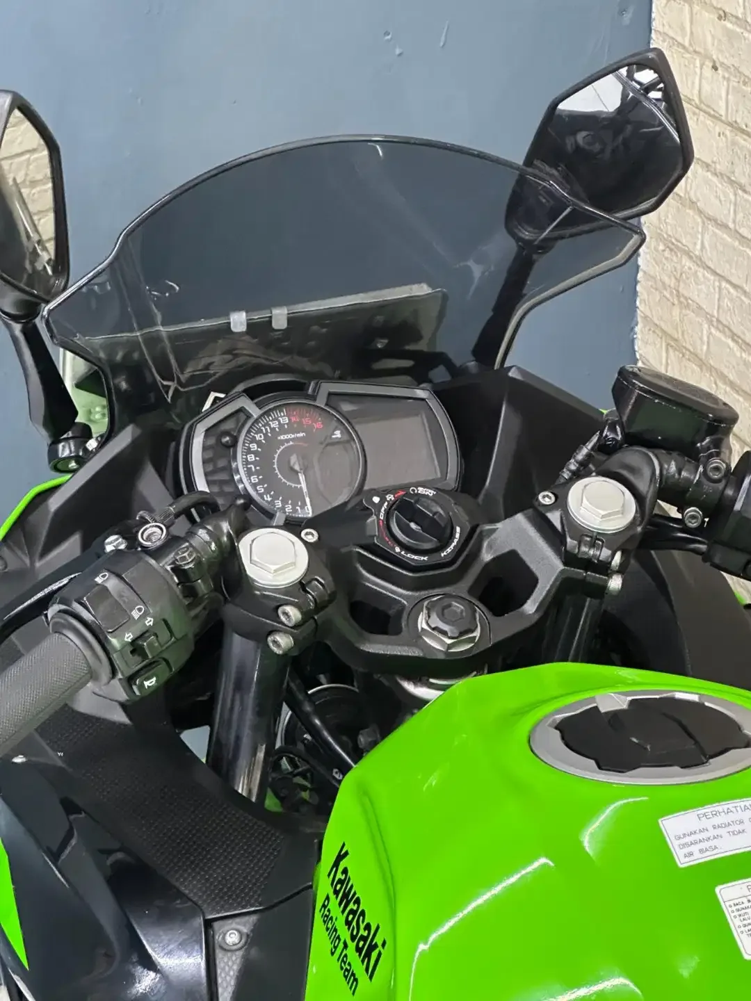 KAWASAKI NINJA 250 FI ABS KEYLESS TH 2023 LIVERY KRT EDITION - Image 9 of 10