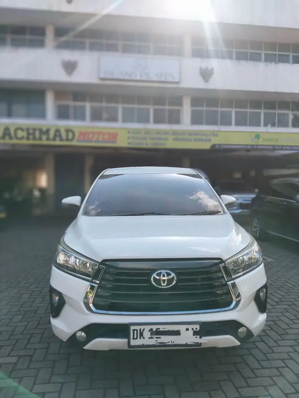 Toyota Kijang Innova 2020 Bensin - Image 1 of 6