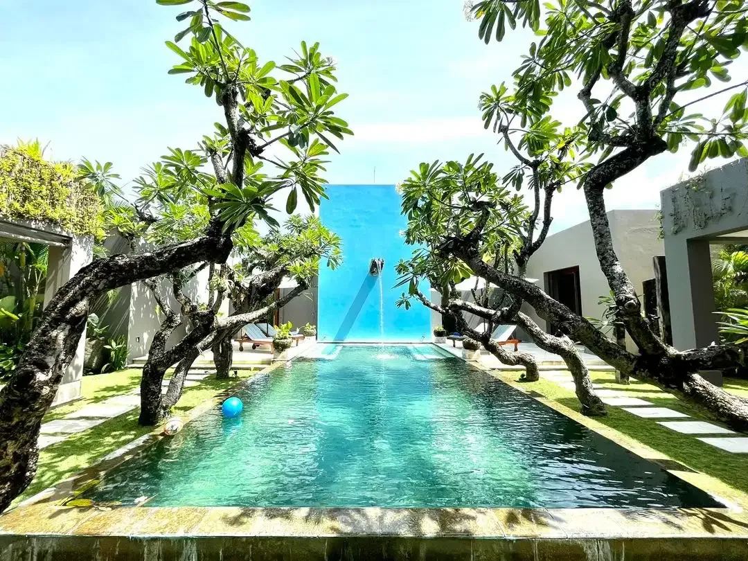 Villa Luxury Batu belig Seminyak canggu - Image 10 of 10
