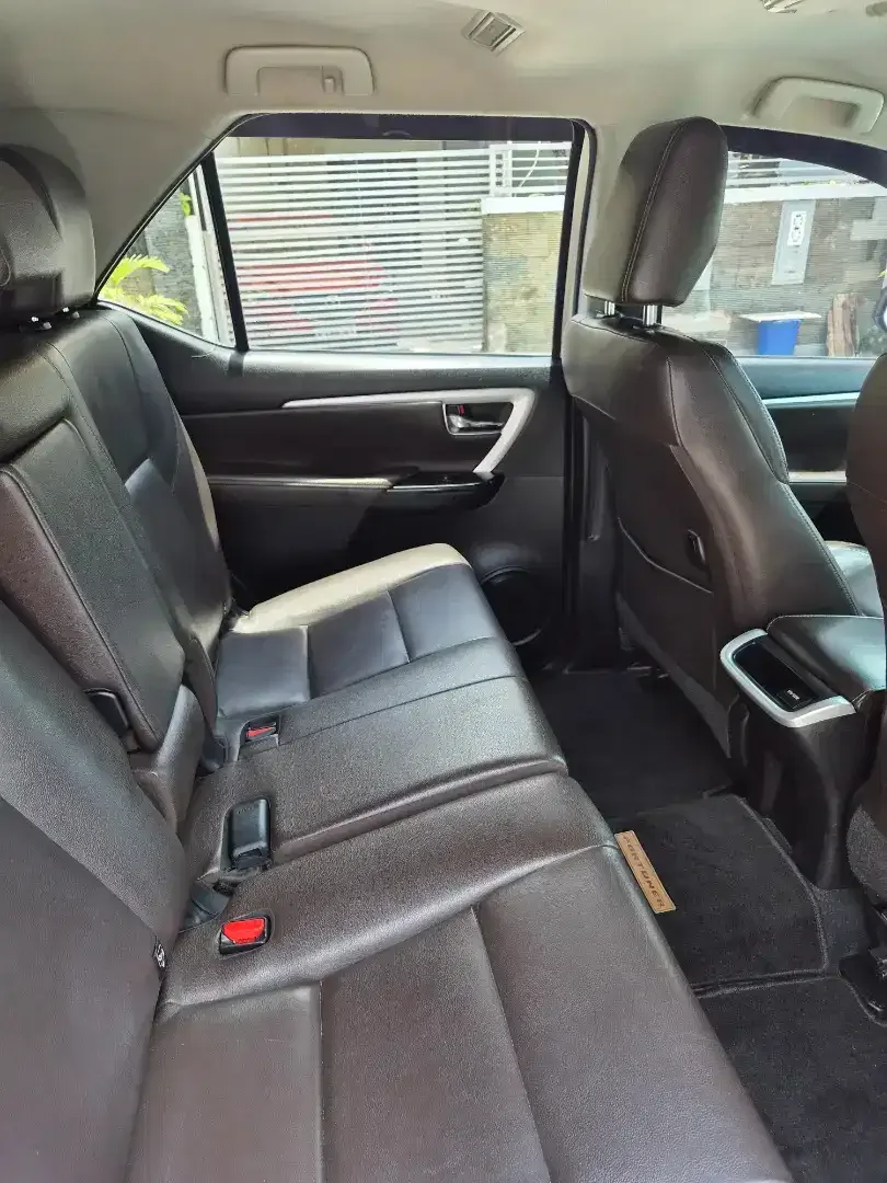 DIJUAL Toyota Fortuner VRZ 4X2 AT - Image 10 of 10