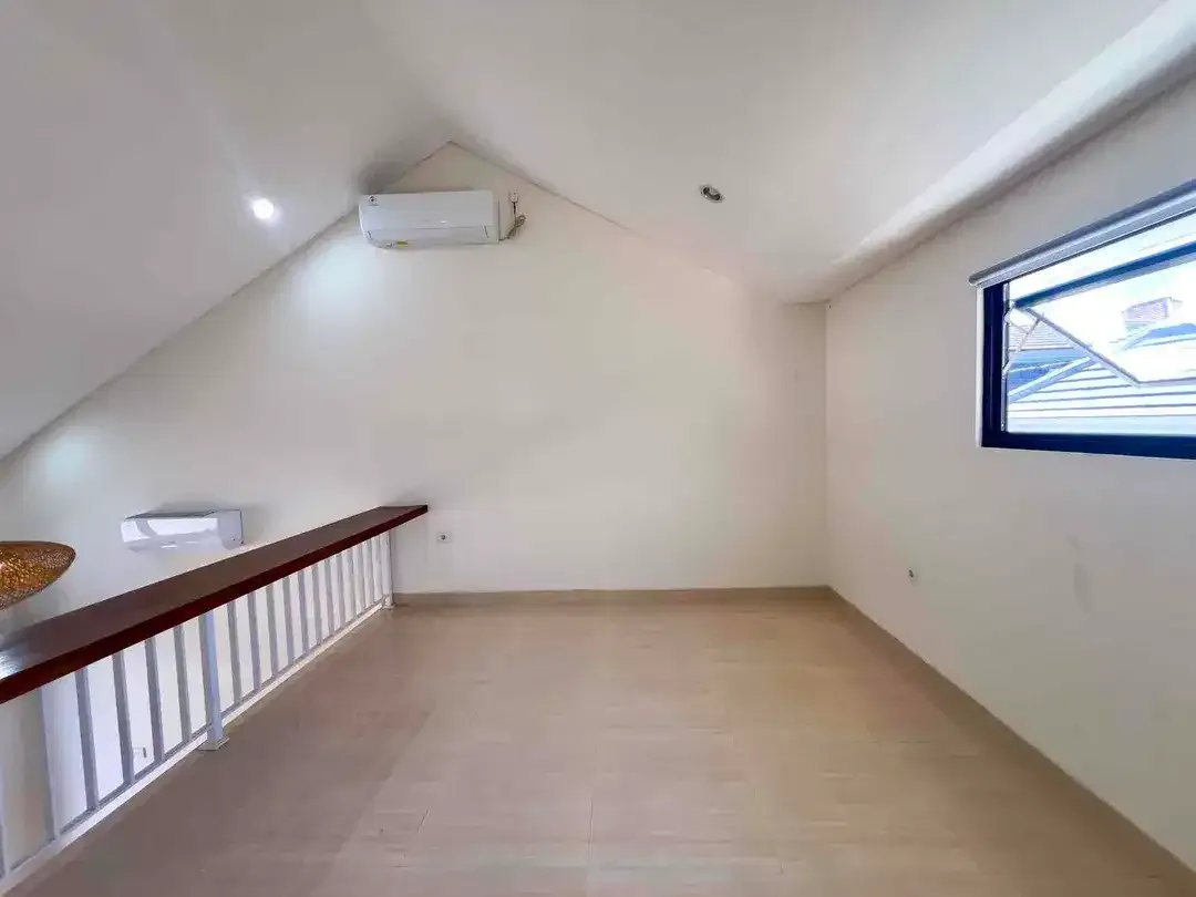 Brand new Private mezzanine Style - Image 7 of 10