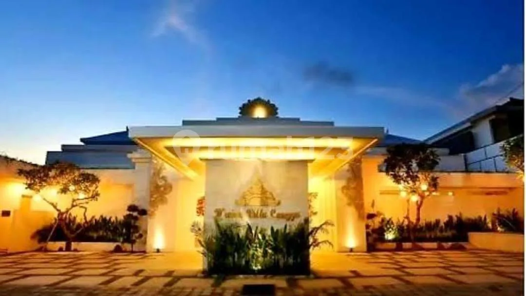 Villa 12 Unit Dkt Pantai, Club Furnished Pool Strategis Seminyak - Image 2 of 4