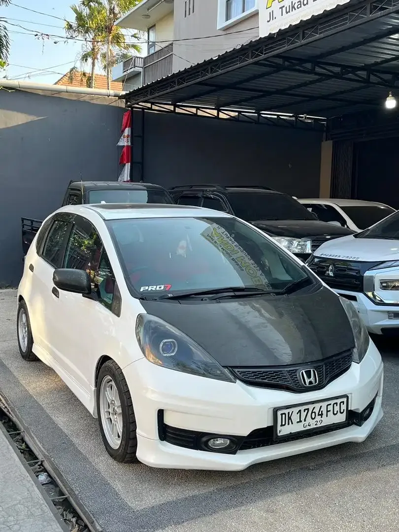 Jazz s 1.5 matic DP -6 JT - Image 1 of 10
