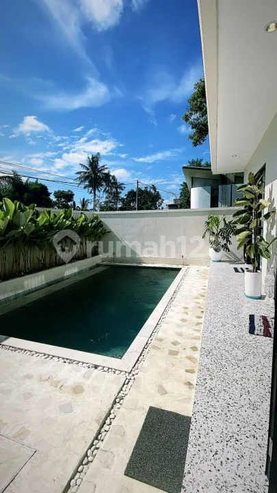 Villa Mediteranian Baru 3 Bedroom di Lodtunduh Ubud Bali - Image 1 of 4
