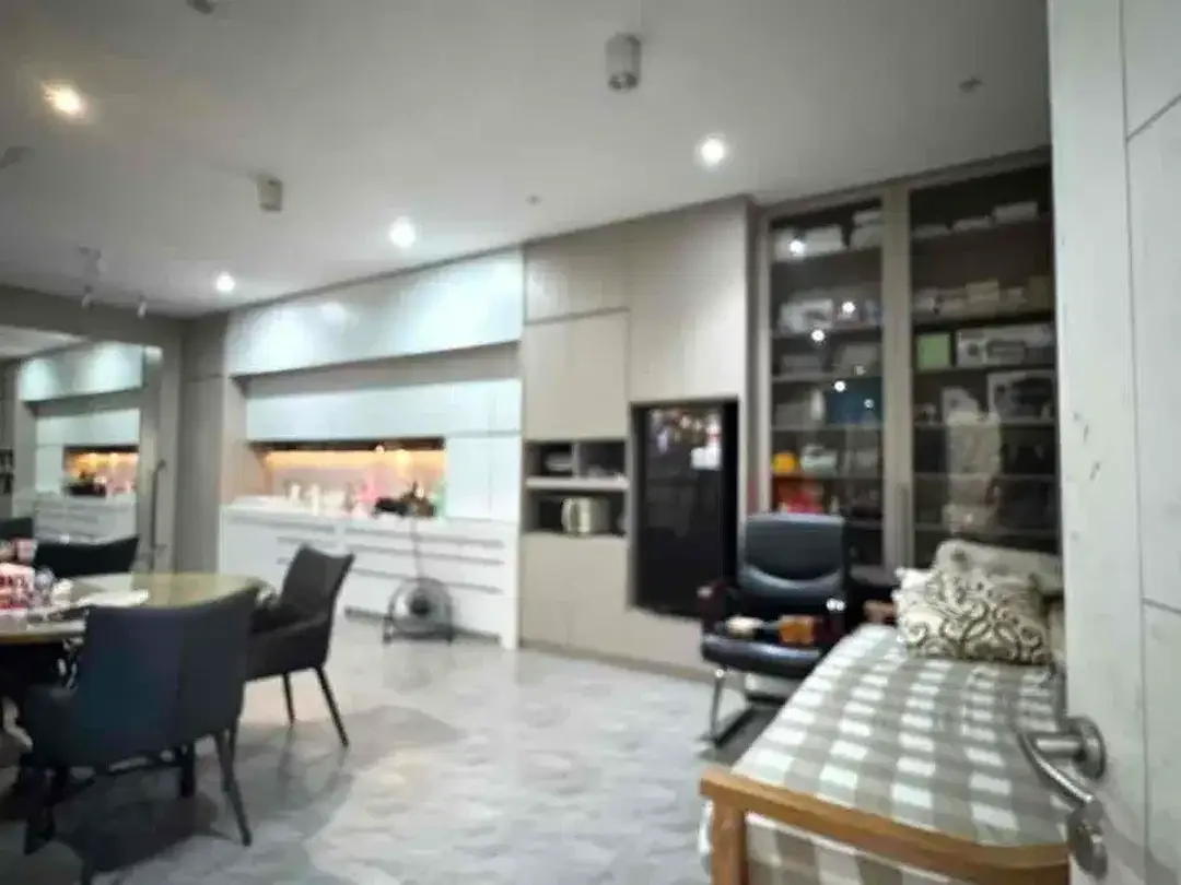Tanah PREMIUM Bonus Bangunan Jl Kebo Iwa Utara - Image 5 of 10