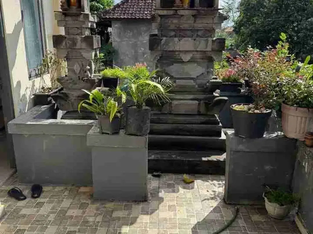 Rumah 2 Lantai Semi Furnish Siap Huni di Kerobokan - Image 8 of 10
