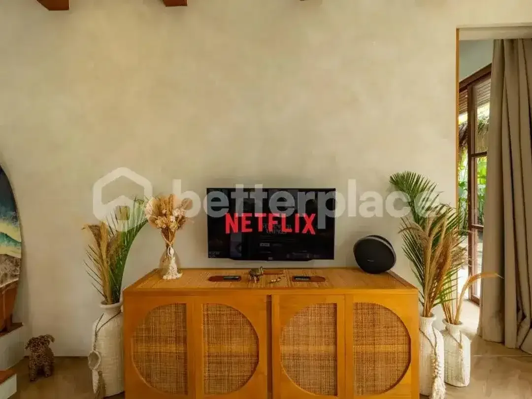 Modern Tropical Contemporary Villa in Prime Canggu Central 1 Bedrooms Walking Distance to the Beach Price: USD 239,000 | Leasehold Until 2054  Discove - Image 8 of 10