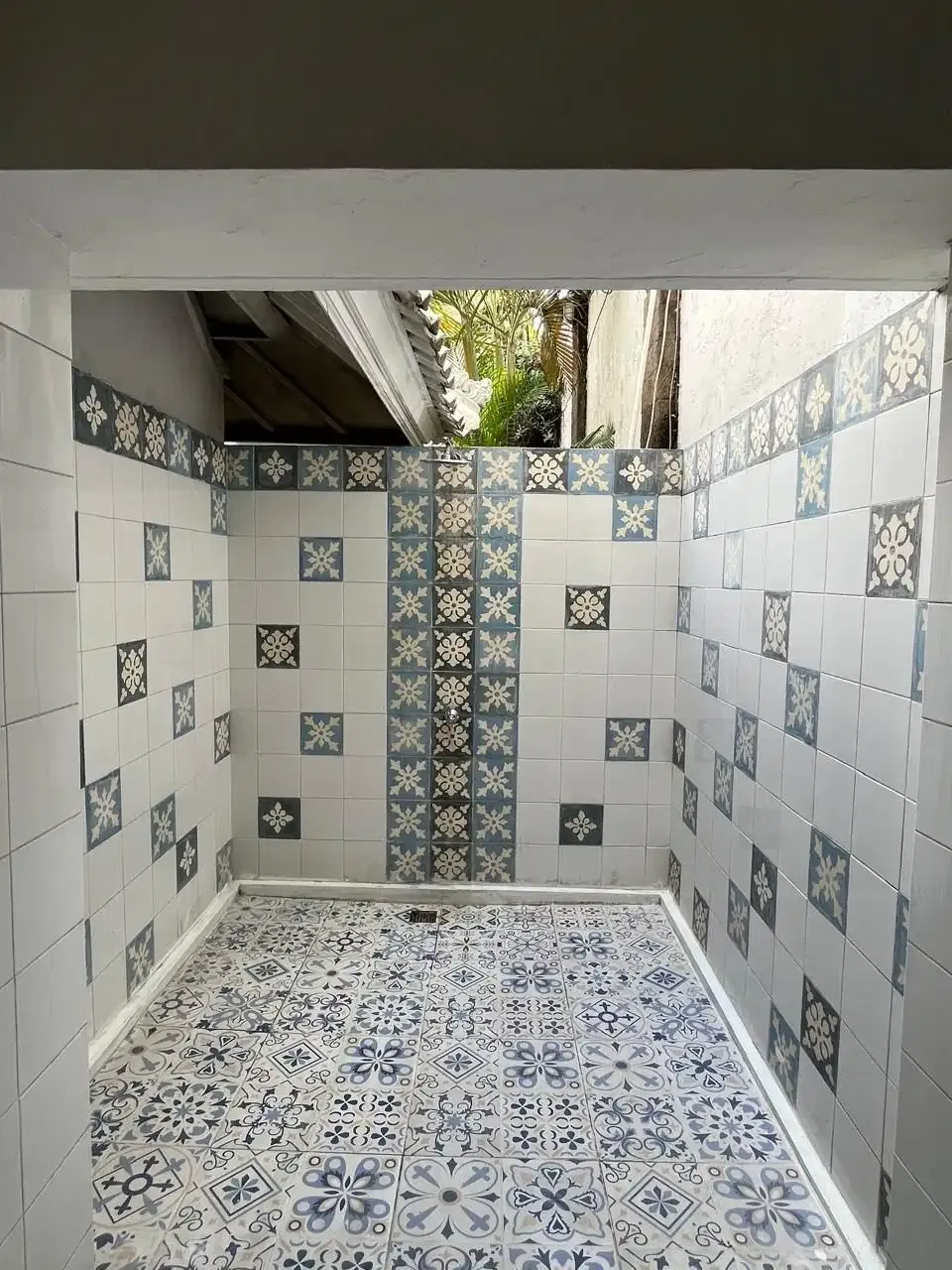 Villa Mewah 2 Kamar dengan Kolam Renang Pribadi di Kerobokan Bali - Image 4 of 10