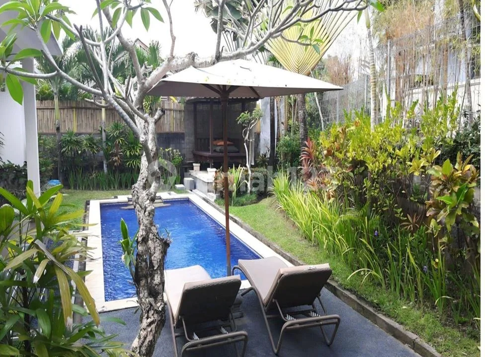 Dijual Villa 3 Kamar Lokasi Strategis di Berawa - Image 2 of 4