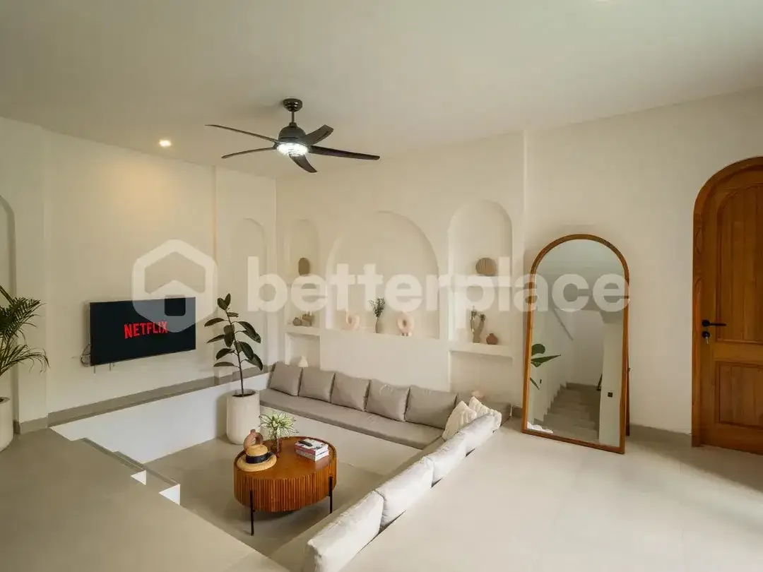 Elegant & Spacious Leasehold Villa in Pecatu – Prime Pink Zone Investment - Image 2 of 10