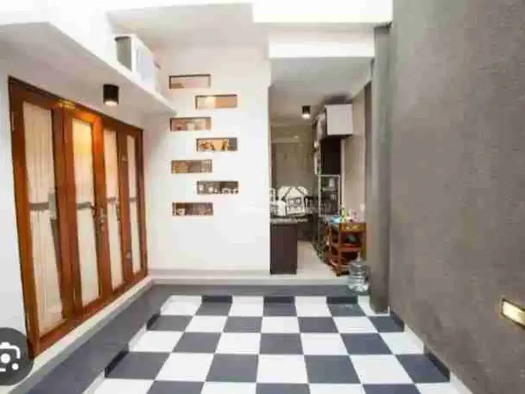 Rumah One Gate Security Ada Kolam Ikan Kerta Dalem Sidekarya Jl5mtr - Image 4 of 10
