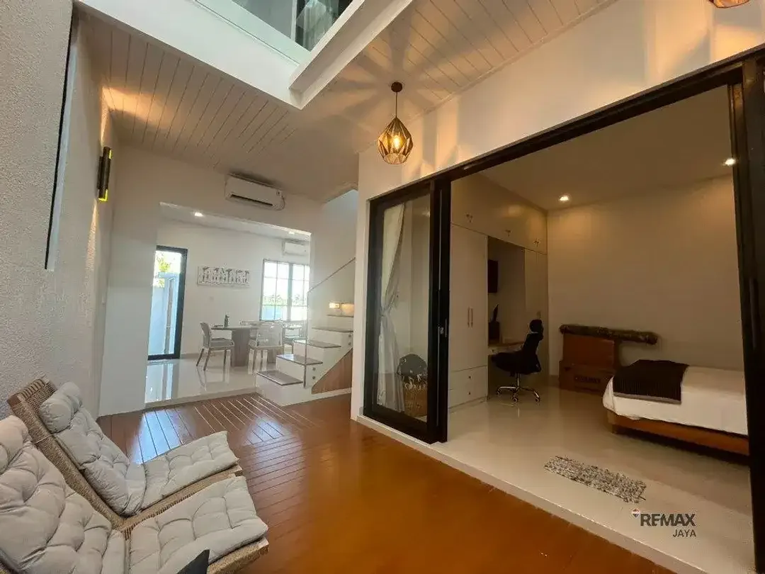 Fully Furnished 2-Bedroom Villa For Sale In Tumbak Bayuh, Canggu - Image 4 of 10