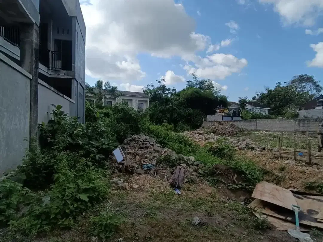 Tanah SHM Lingkungan Perumahan dan Kost Eksisting Siap Bangun dengan Harga Menarik di Puri Gading Jimbaran - Image 5 of 6