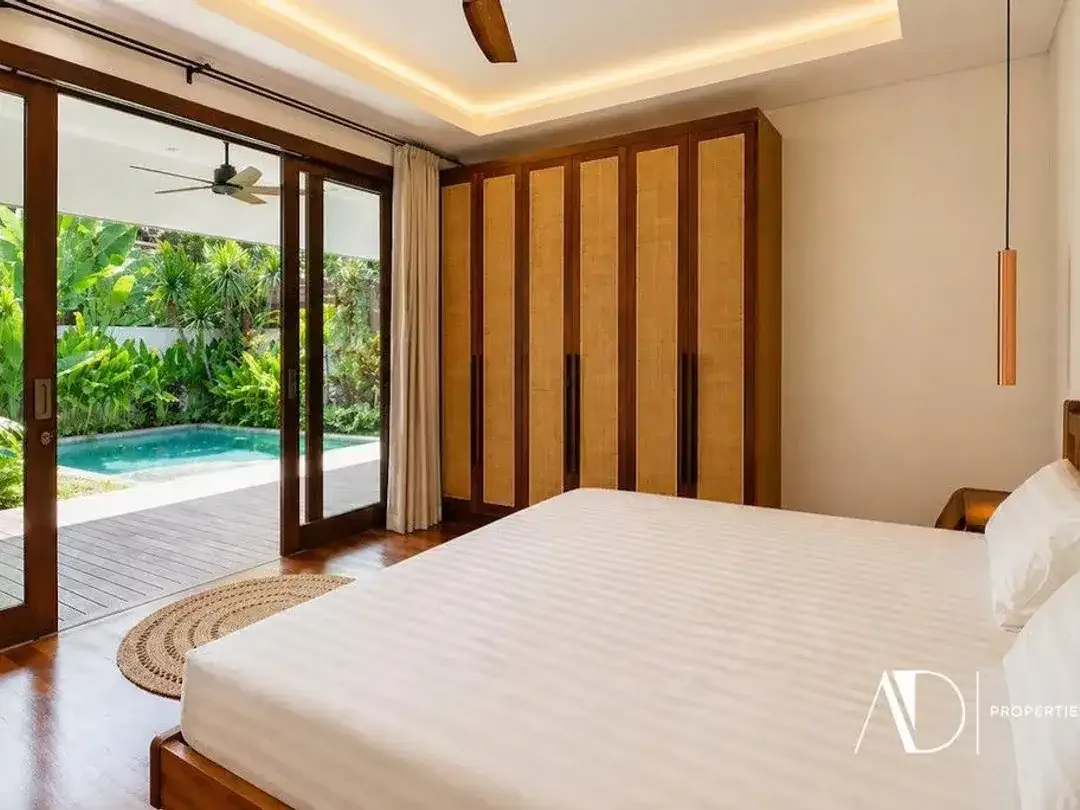 LEASEHOLD | SINGLE-LEVEL 3-BEDROOM VILLA IN PRIME BEACHSIDE SANUR - Image 4 of 10