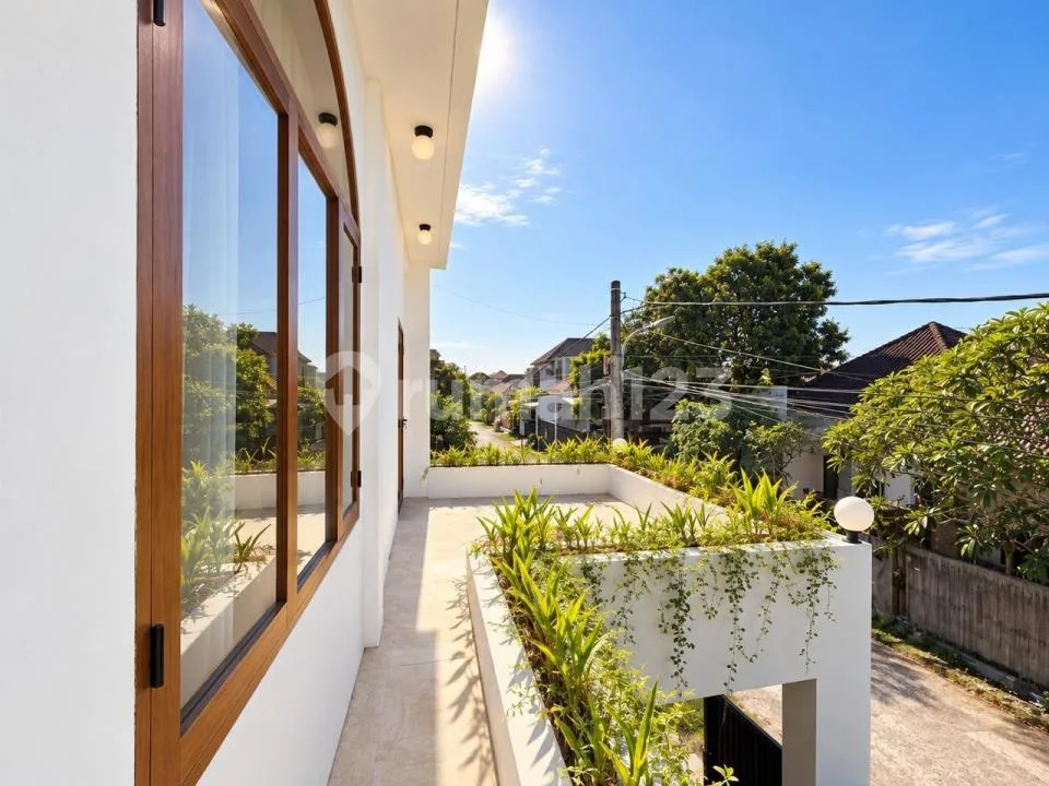 Beautiful 3 Bedrooms Villa With Smart Sistem In Jimbaran - Image 3 of 4