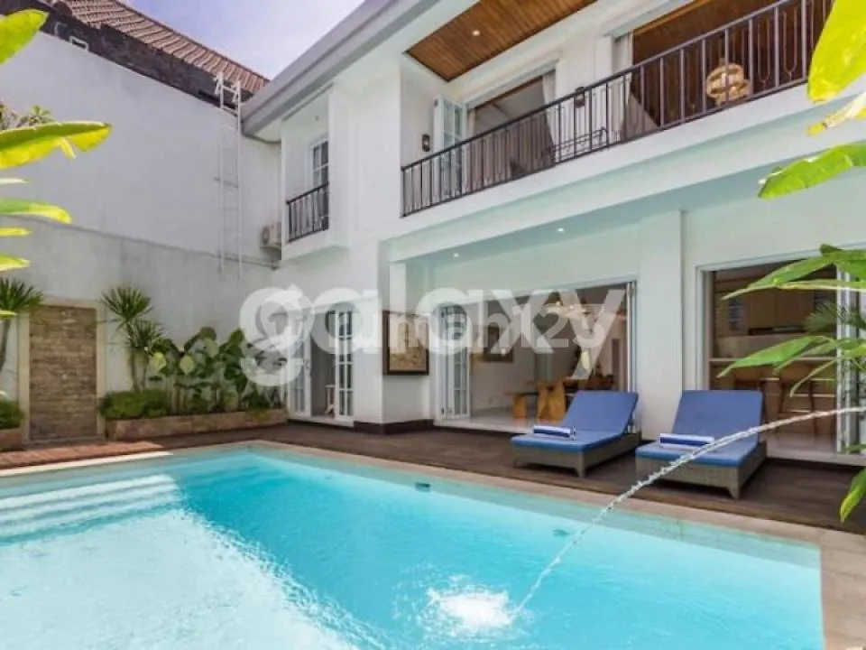 Villa Modern Tropical Umalas Bumbak Kerobokan Badung, Bali - Image 1 of 4