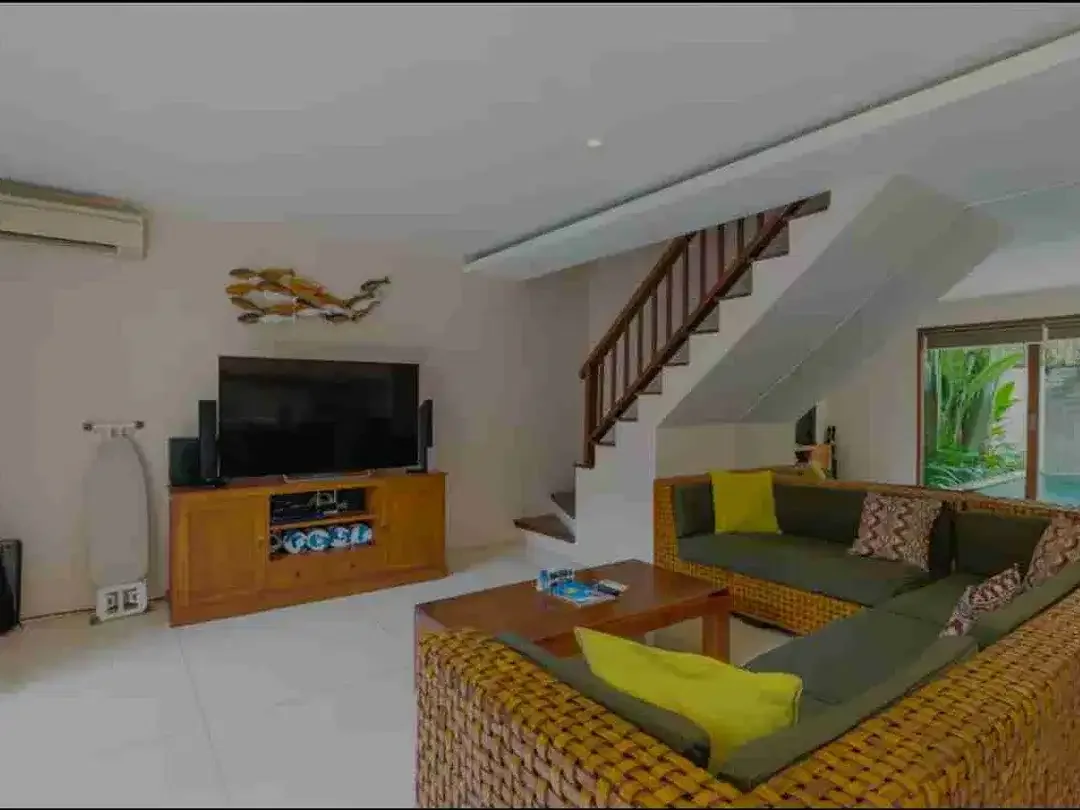 SALE FREHOLD COZY VILLA 2 BEDROOM AT PERERENAN BADUNG BALI - Image 5 of 10