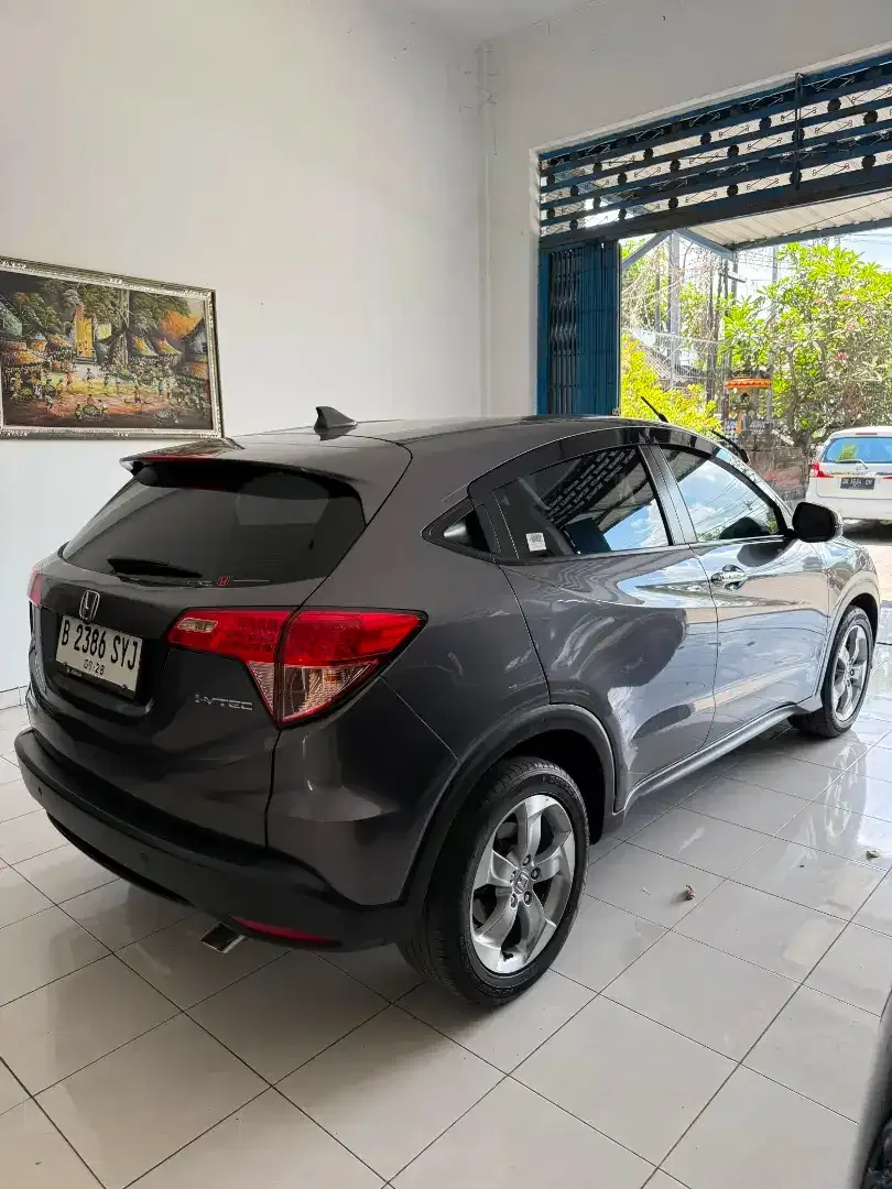 Honda HRV 1.5 E.CVT 2018 - Image 5 of 10