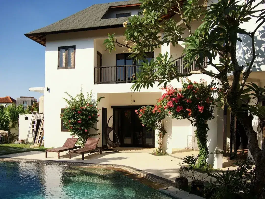 6-Bedroom Villa in Pererenan, Bali - Image 2 of 10