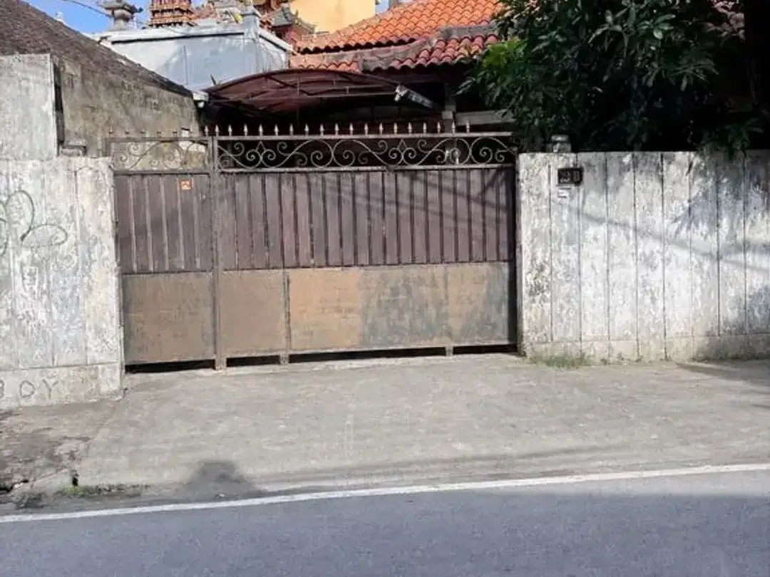Rumah Siap Huni 6 Kamar Tidur Dijual di Pusat Kota Denpasar Selatan - Image 5 of 10
