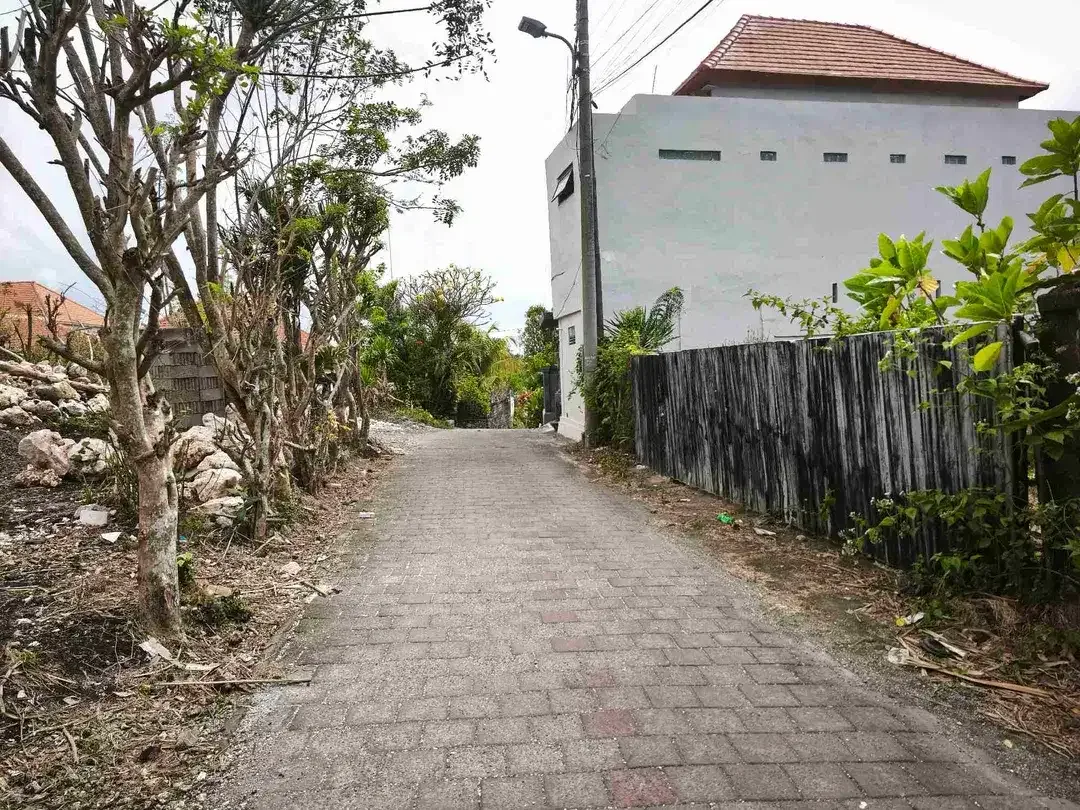 dijual tanah 180m² dekat warung boga sari pecatu Kuta Selatan Badung Bali - Image 2 of 6