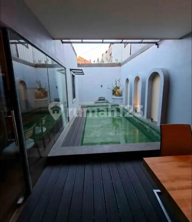 Villa Siap Huni With Private Pool Area Taman Griya Jimbaran - Image 1 of 4