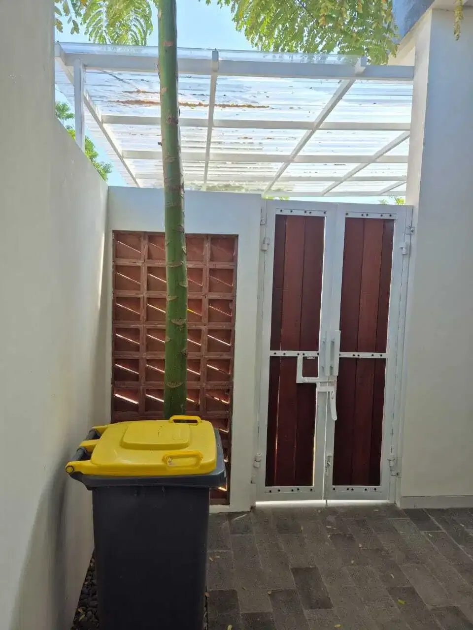 FREEHOLD / DIJUAL – VILLA MEWAH DI SANUR - Image 8 of 10