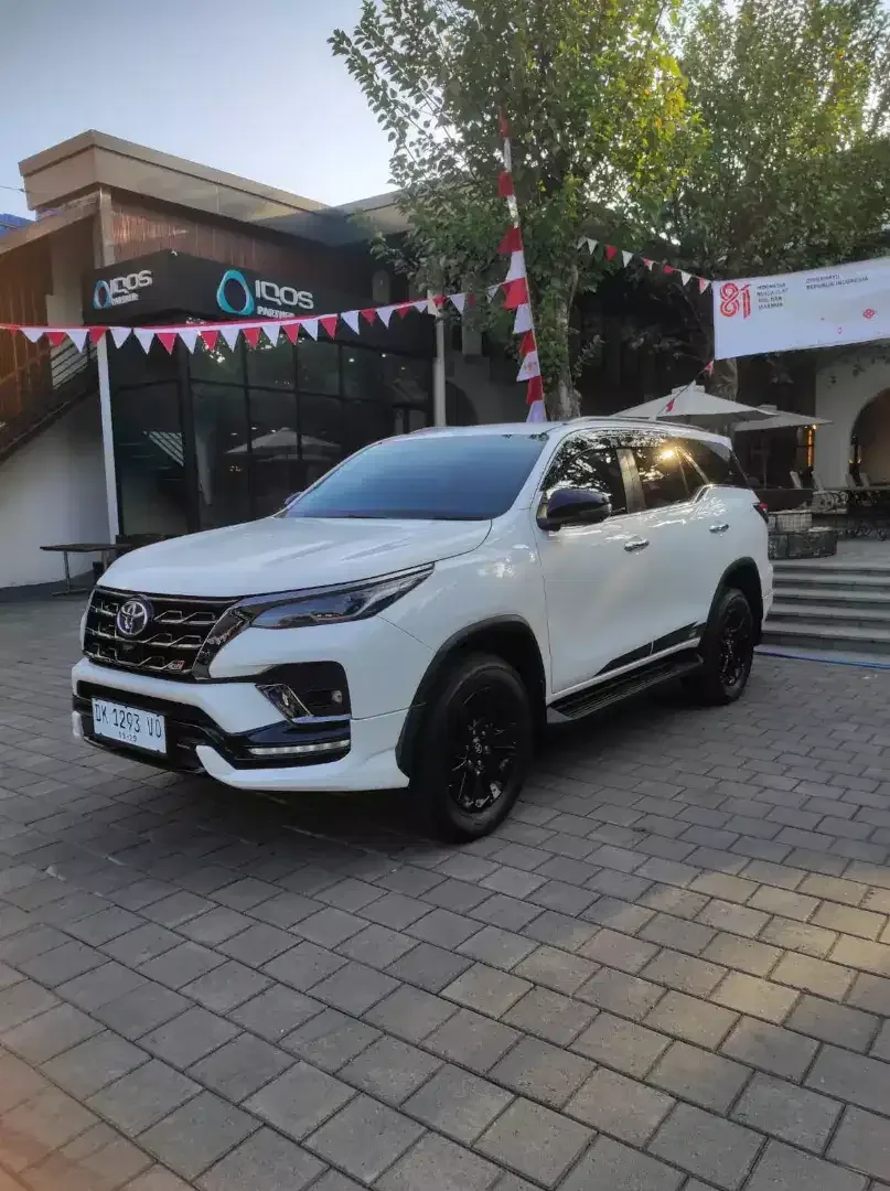 Toyota Fortuner 2.8GR sport diesel - Image 8 of 8