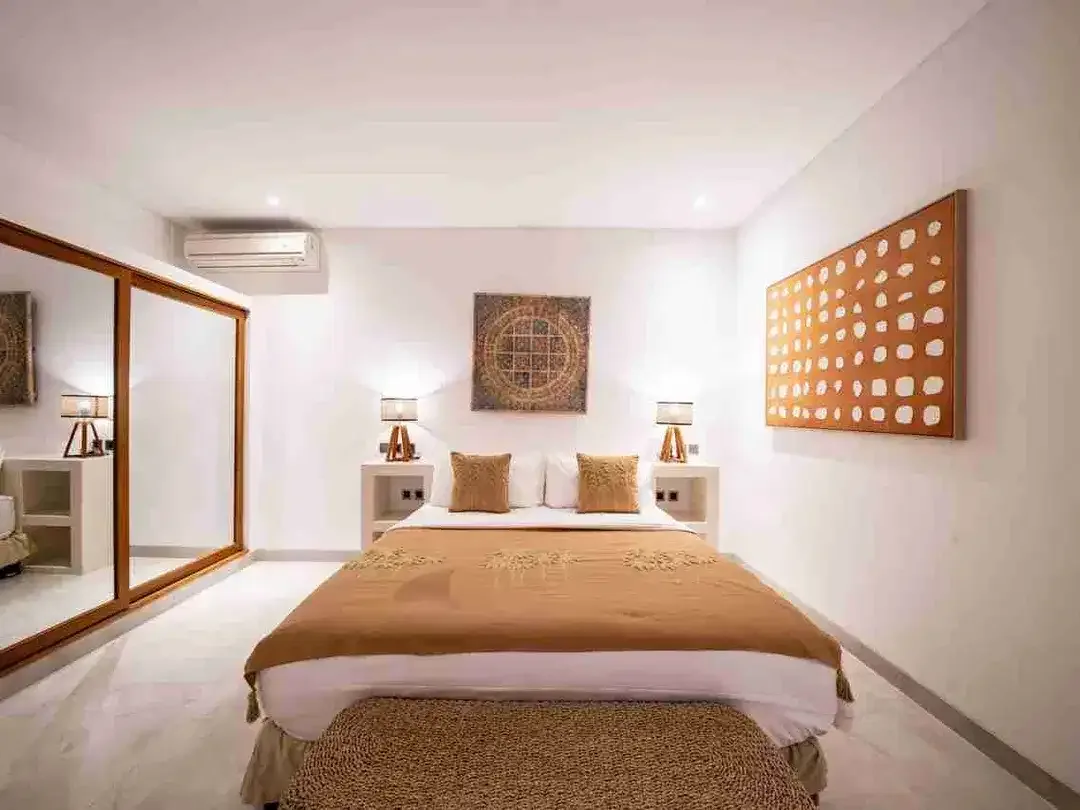 LUXURY VILLA IN BUMBAK UMALAS FOR RENT AND LONG LEASE HOLD 25 YEARS - Image 10 of 10