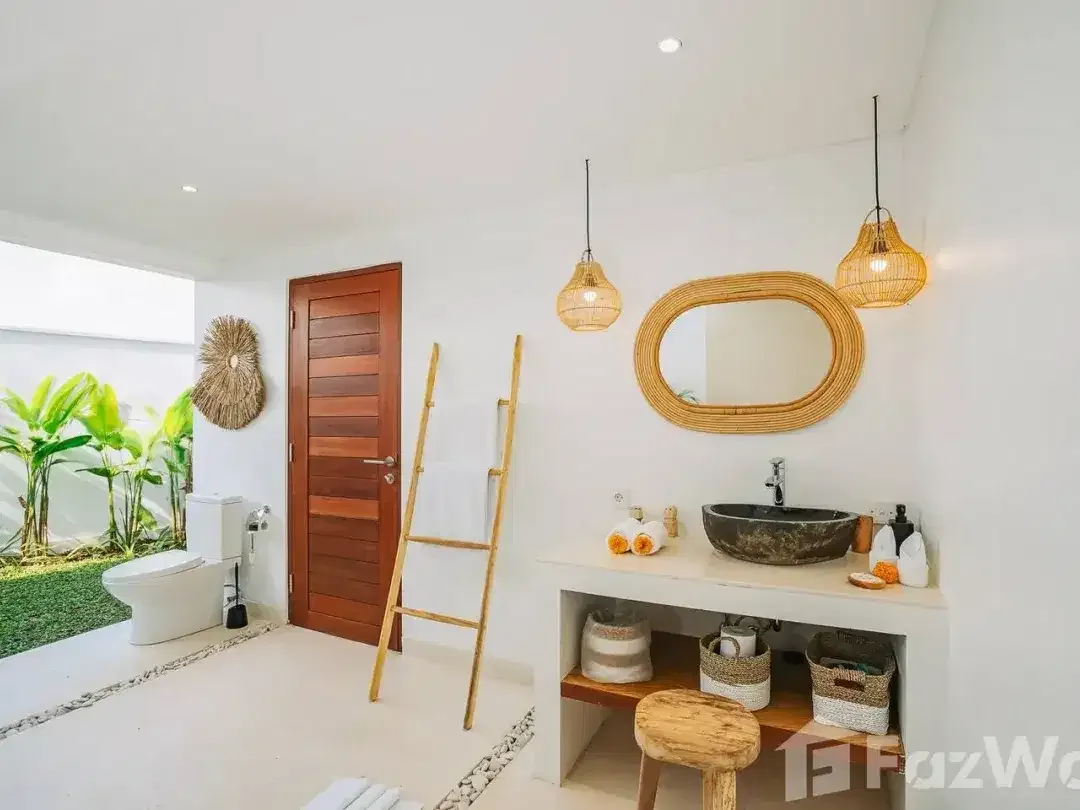 2 Bedroom Villa for sale in Seseh, Bali - Image 8 of 10