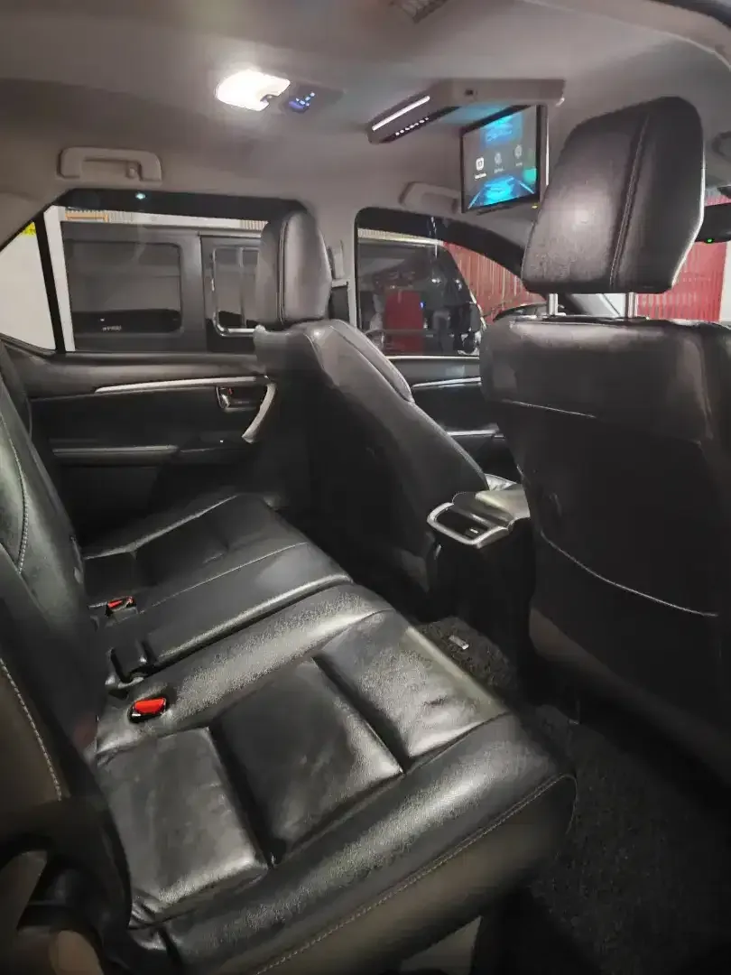 Toyota Fortuner VRZ TRD S pmk 2021 - Image 6 of 9