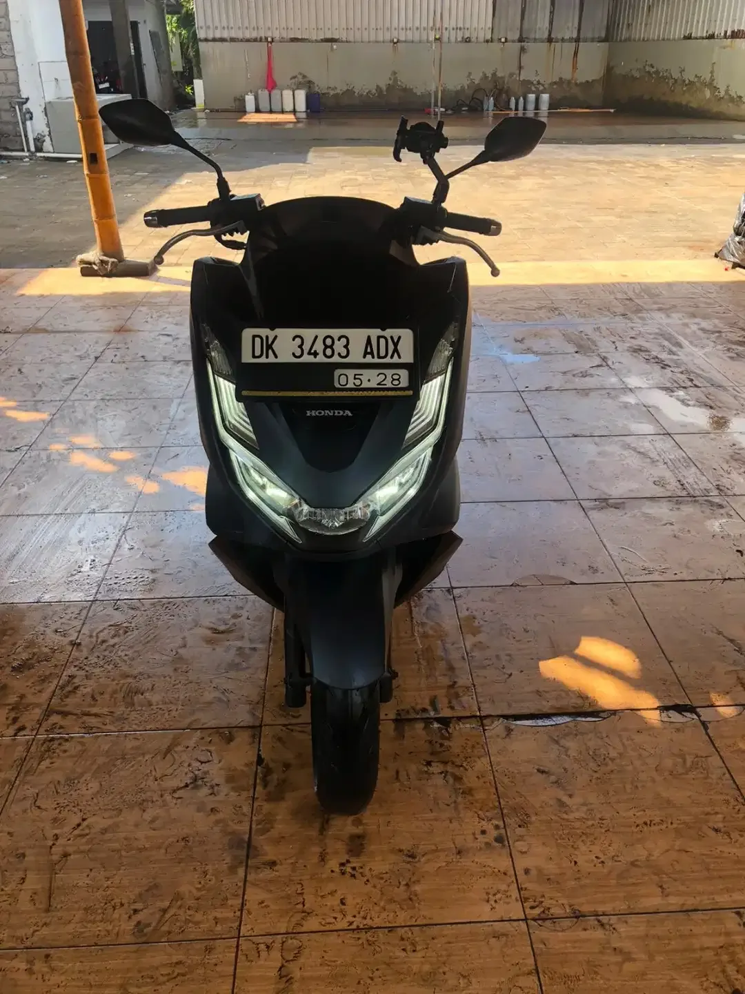 Dijual Honda PCX 2022 mulus terawat siap pakai - Image 3 of 6