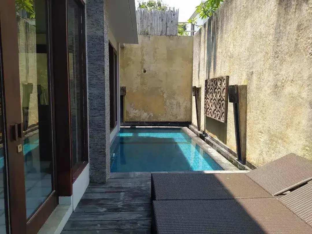 Dijual VILLA Mewah siap huni di kawasan eksklusif  Sudamala Blanjong, Sanur — hanya 600 meter dari pantai. - Image 3 of 7