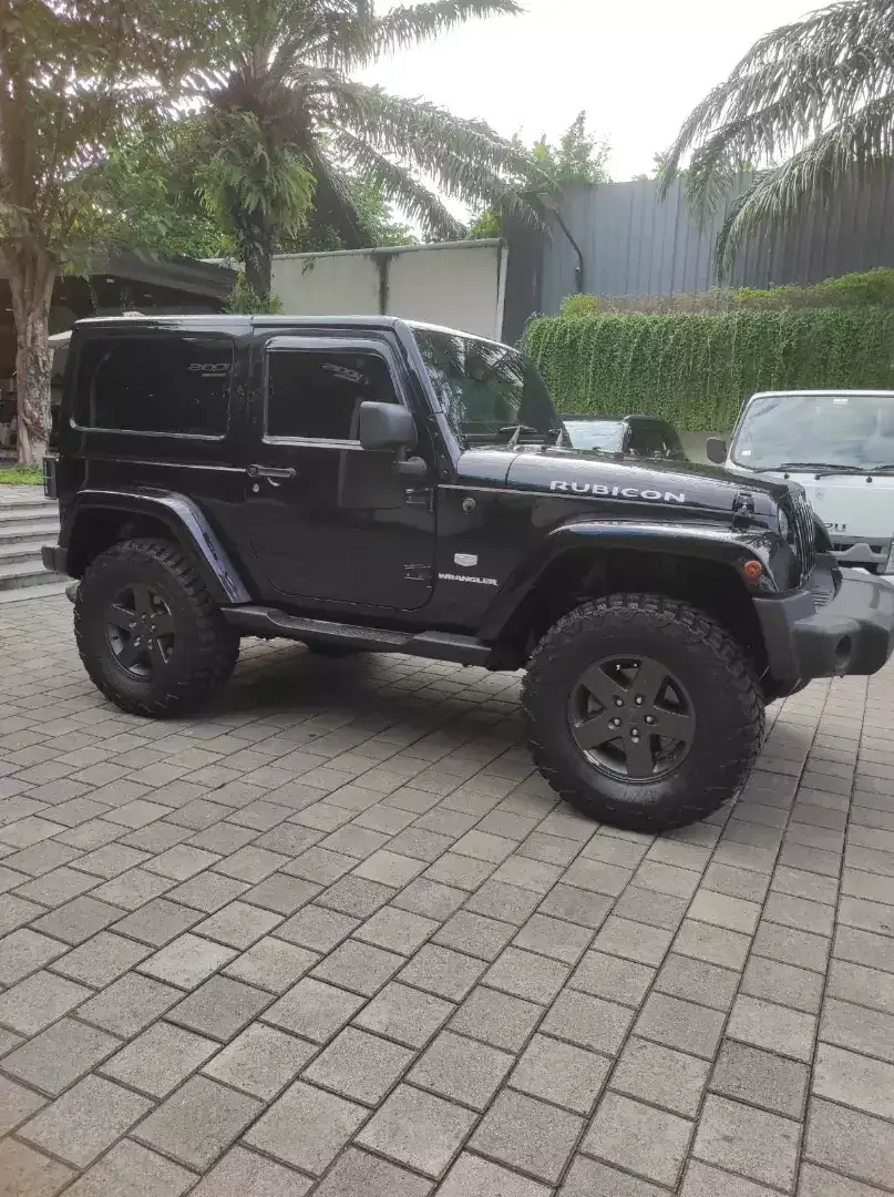Wrangler sahara 3.8 AT 4x4 70th anniversary - Image 5 of 9