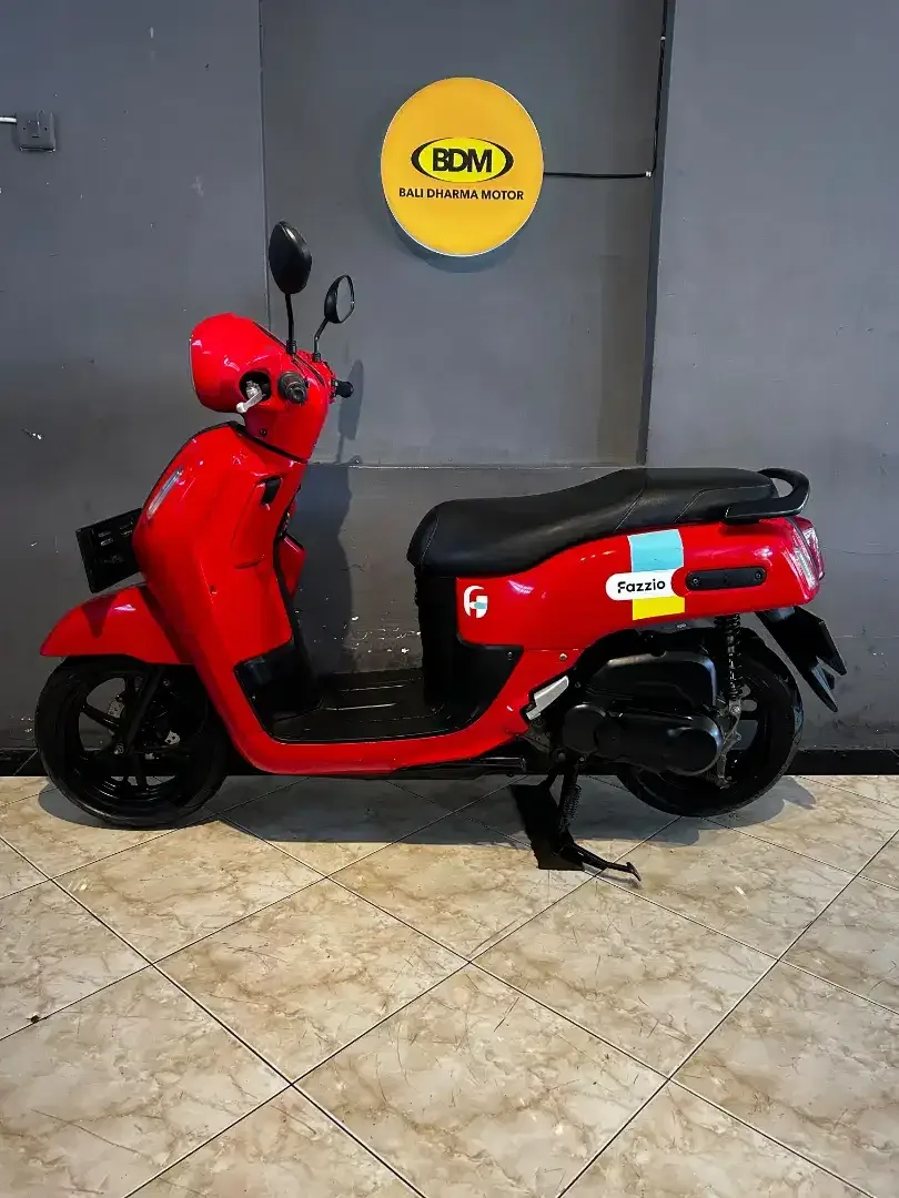 DP 1,7 JT / BUNGA MENURUN 2% / YAMAHA FAZZIO TAHUN 2023 - Image 2 of 7