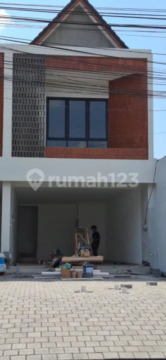 Dijual 2 Unit Ruko Baru di Kebo Iwa Ubung Kaja, Denpasar - Image 2 of 4