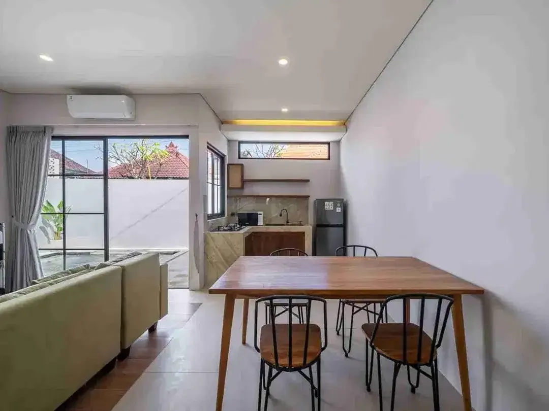 FOR SALE VILLA Cantik Bergaya MINIMALIS Modern Siap Huni Di Lokasi Strategis PADONAN CANGGU BALI - Image 6 of 10