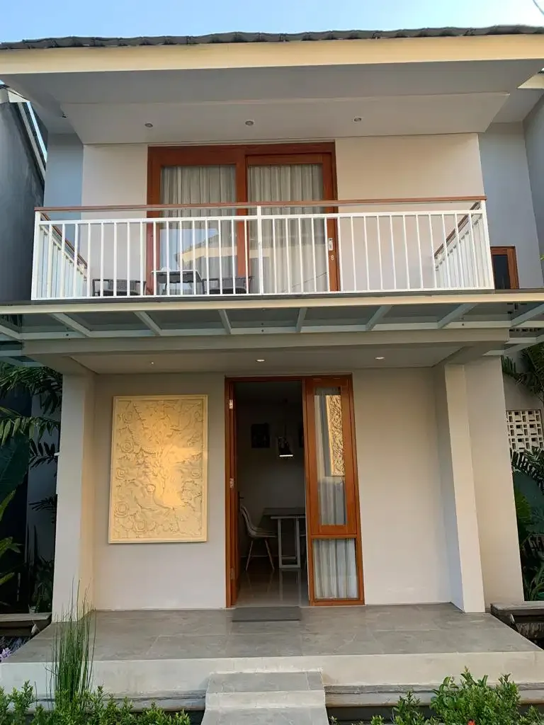 FOR LEASE 3BR VILLA D'BOUGENVILLE RENON BALI DENPASAR TYPE 1 FURNISHED - Image 1 of 6