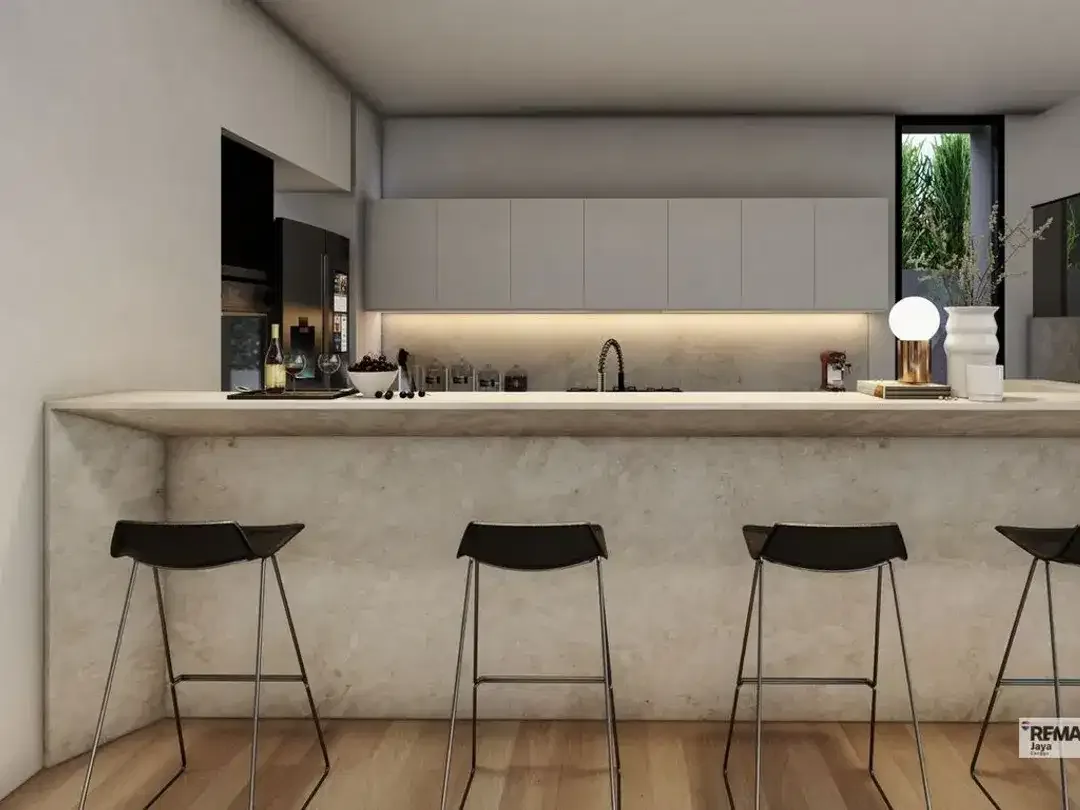 Spacious 4-Bedroom Villa With 25-Year Leasehold In Kerobokan - Image 8 of 10
