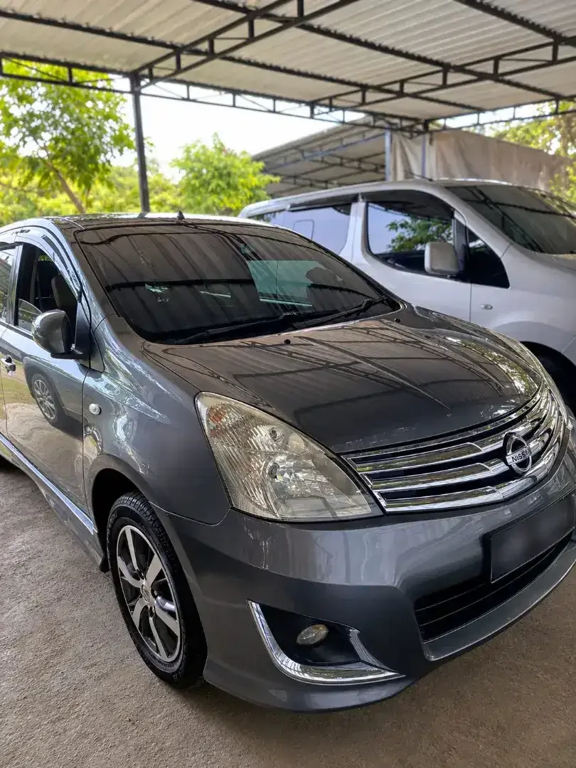 Jual grand Livina hws 1.8 matic - Image 8 of 9