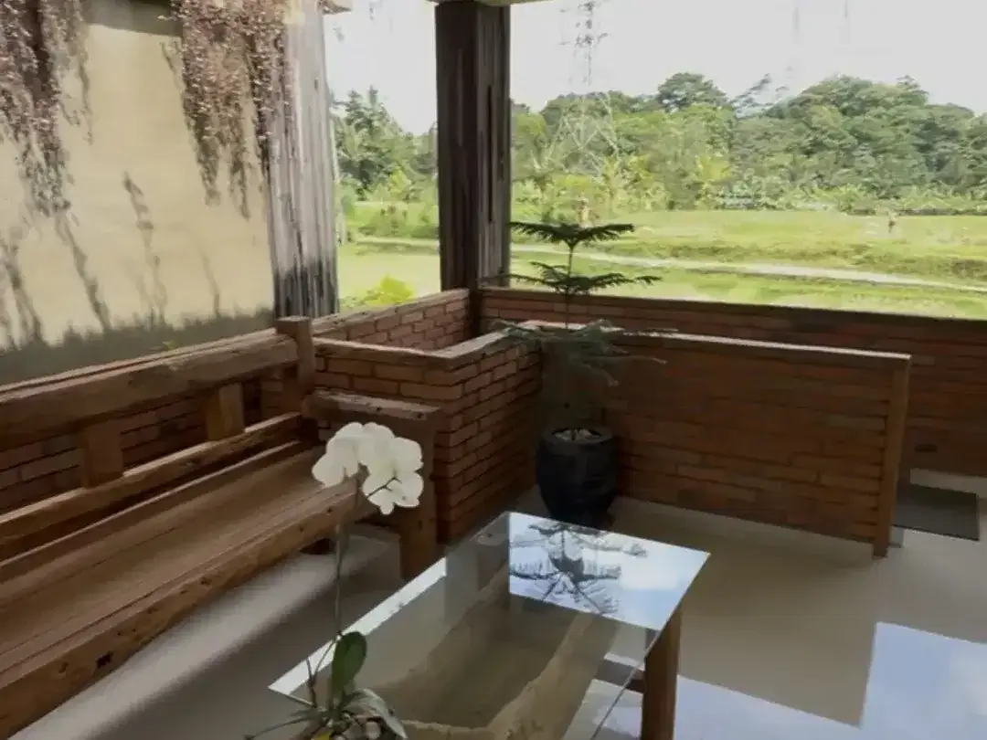 2 Bedroom Villa for sale in Ginyar, Bali - Image 7 of 10