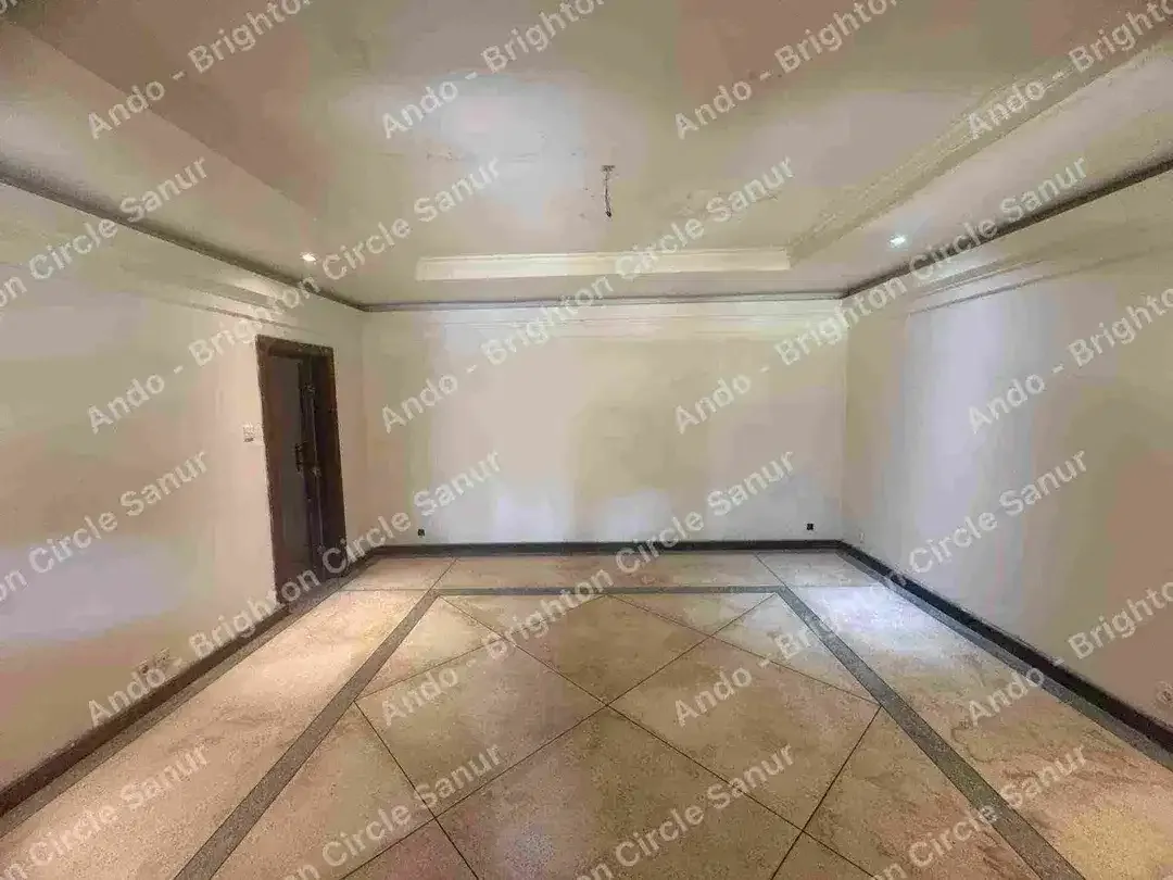 5,5 ARE RUMAH ETNIK BALI DENGAN TANAH LUAS DEKAT PANTAI SANUR - Image 2 of 10