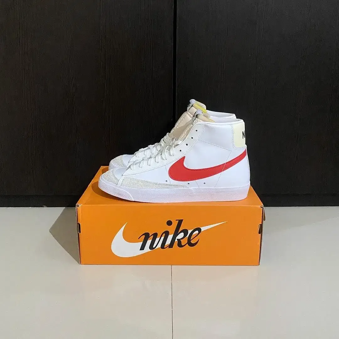 Nike Blazer Mid 77 Vintage - Image 3 of 9