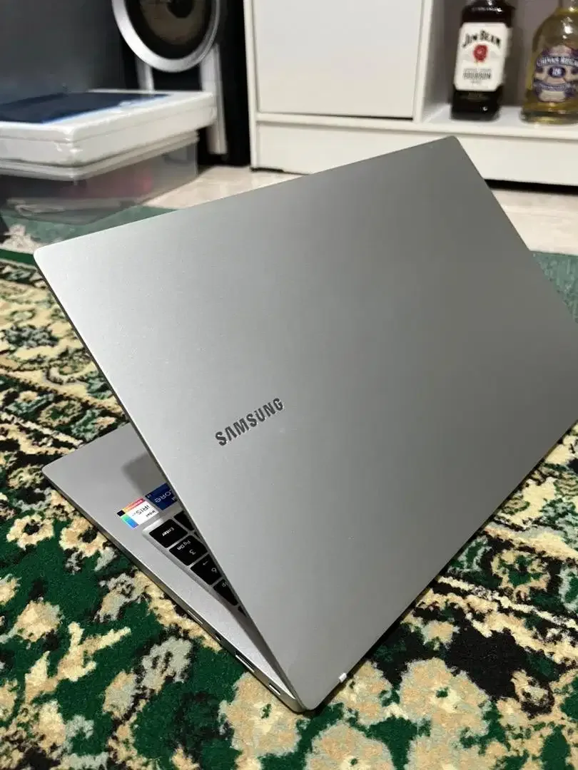Laptop Samsung 750XED Core i7 Gen 12 RAM 16GB SSD 512GB - Image 7 of 9