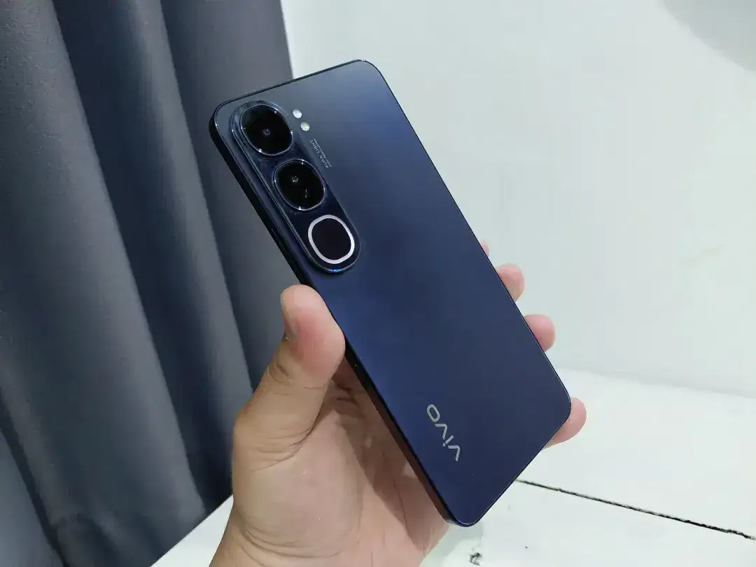 Jual murah VIVO V40 lite 5G Ram 12/512 - Image 2 of 4